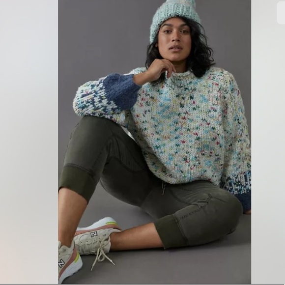 NWT Gaia Sweater Blue Motif Size S. - Picture 3 of 16